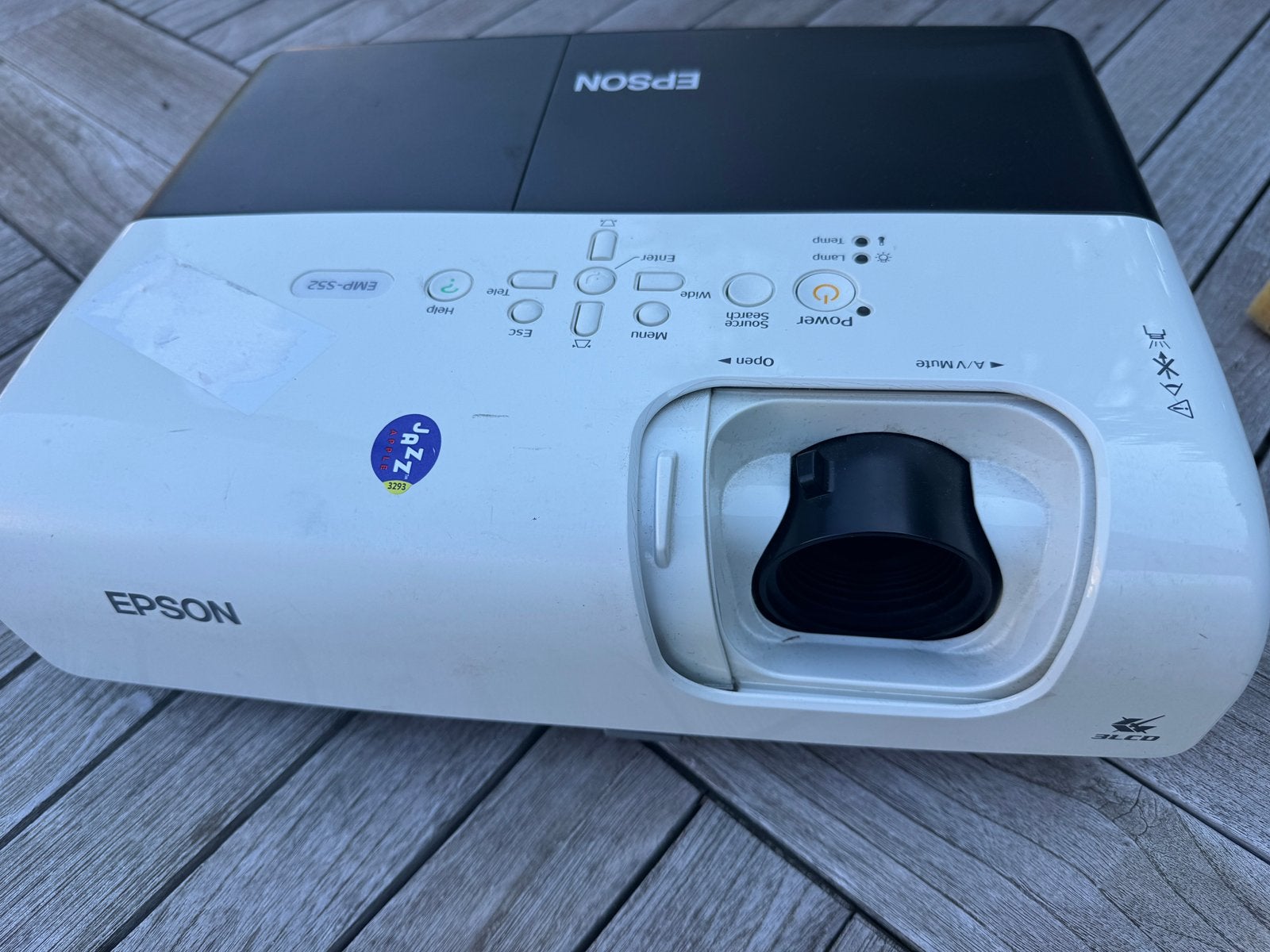 Epson met VGA en RCA aansluiting, Audio, Tv en Foto, Beamer-accessoires, Ophalen, Gebruikt, Beamerlenzen