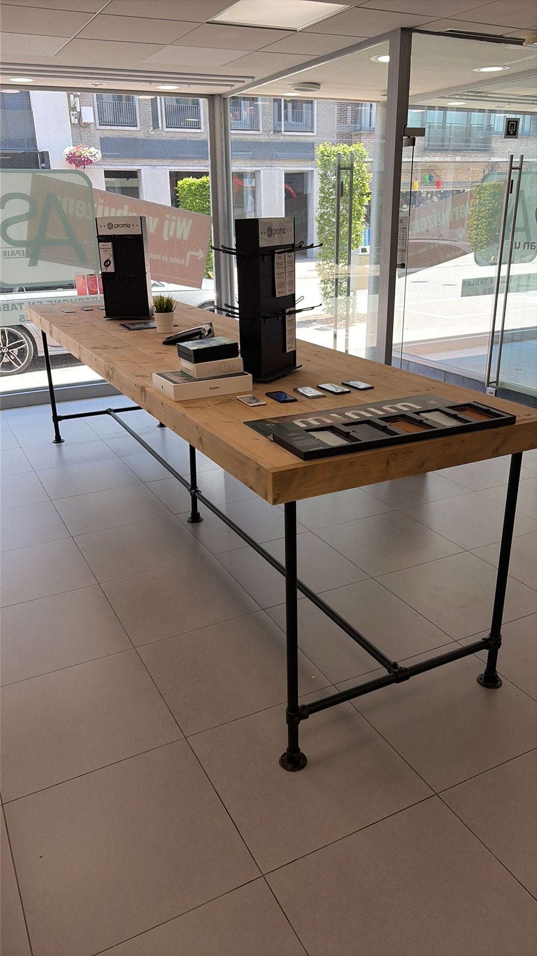 Hoge tafel steigerhout 4 m lang, Ophalen, Zo goed als nieuw