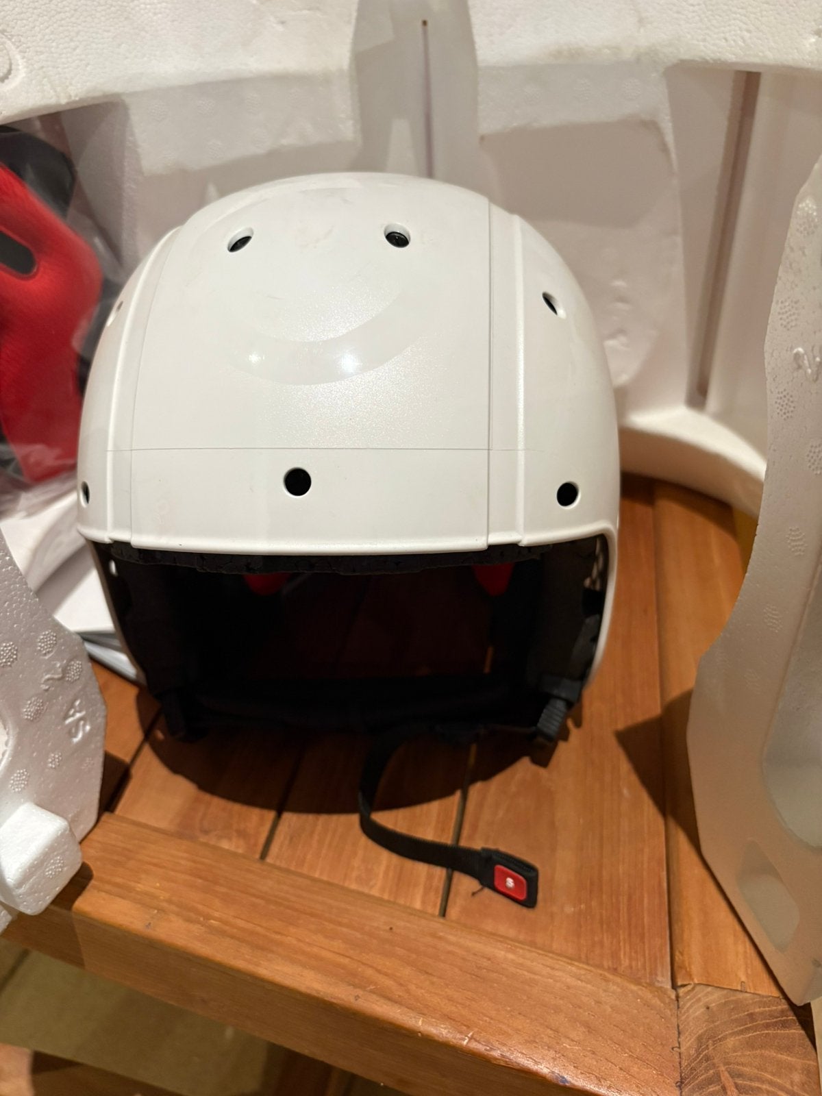 EGG Helmet - casque enfants tous sports, Enlèvement, Comme neuf