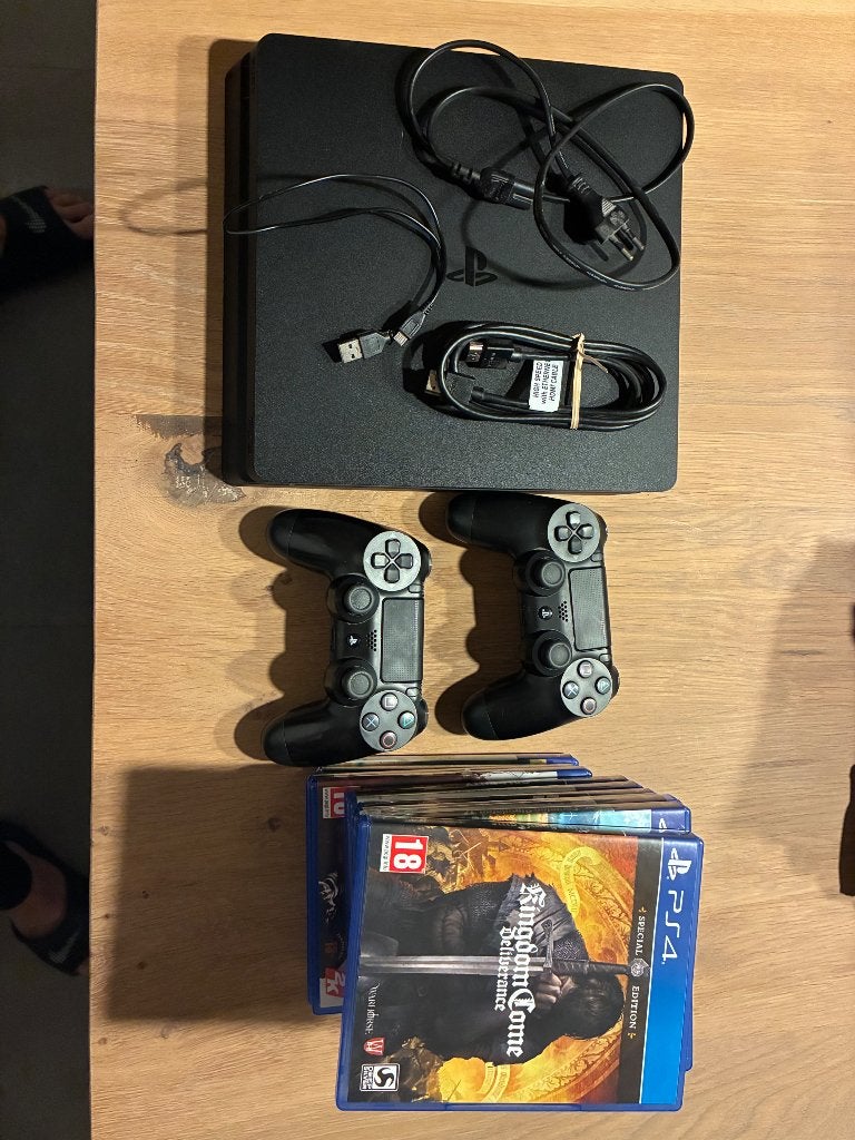 PlayStation 4, Games en Spelcomputers, Ophalen, Met 2 controllers, Slim, 500 GB