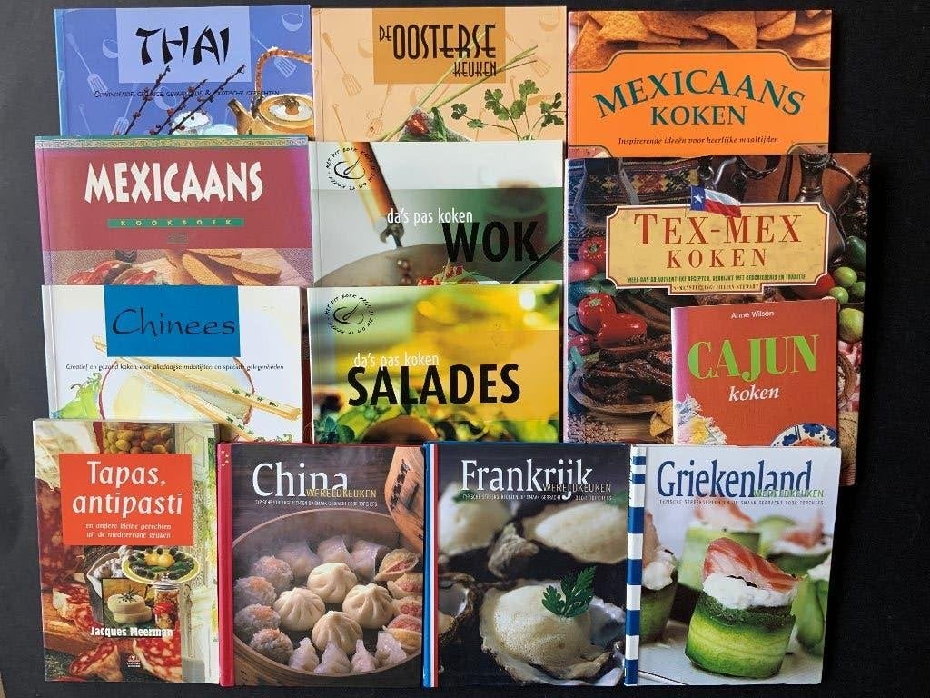 13 smaakvolle kookboekjes, Boeken, Ophalen of Verzenden, Zo goed als nieuw, Overige gebieden, Voorgerechten en Soepen