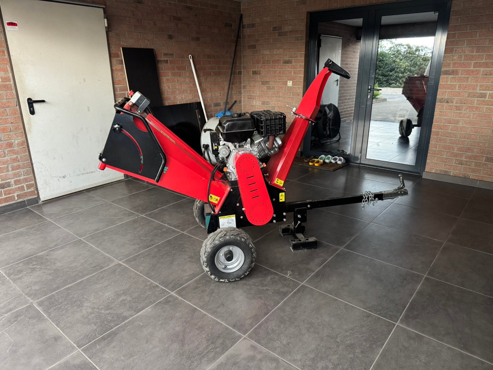 Houthakselaar te koop, Tuin en Terras, Ophalen, Zo goed als nieuw, Benzine