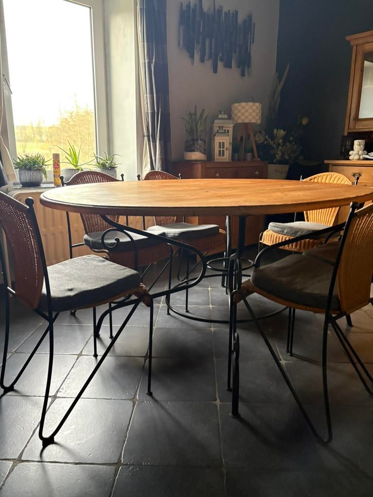 Ovale eettafel van licht eikenhout, Huis en Inrichting, Ophalen, Zo goed als nieuw, Ovaal, Eikenhout