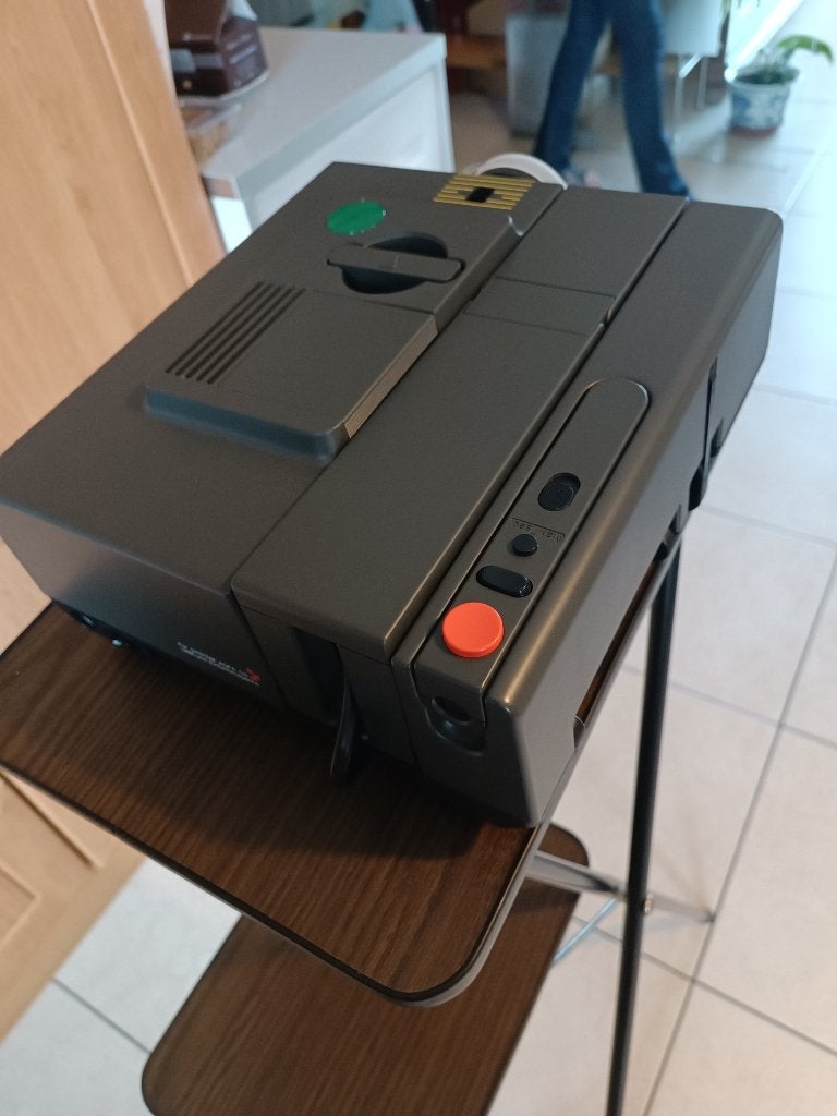 Projecteur pour dias Reflecta, Ophalen, Zo goed als nieuw, Met scherm