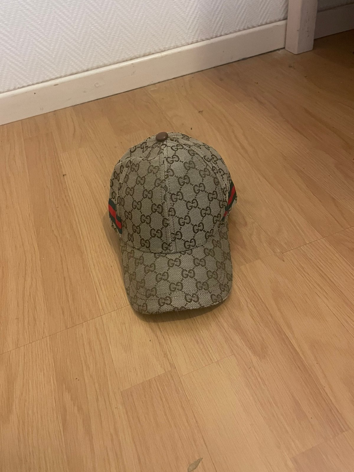 Gucci pet Beige, Vêtements | Hommes, Chapeaux & Casquettes, Envoi, Comme neuf, One size fits all, Casquette