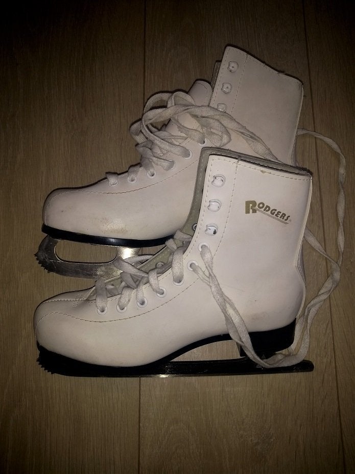 sport - patins figures - pointure 35, Sports & Fitness, Patinage, Enlèvement, Comme neuf