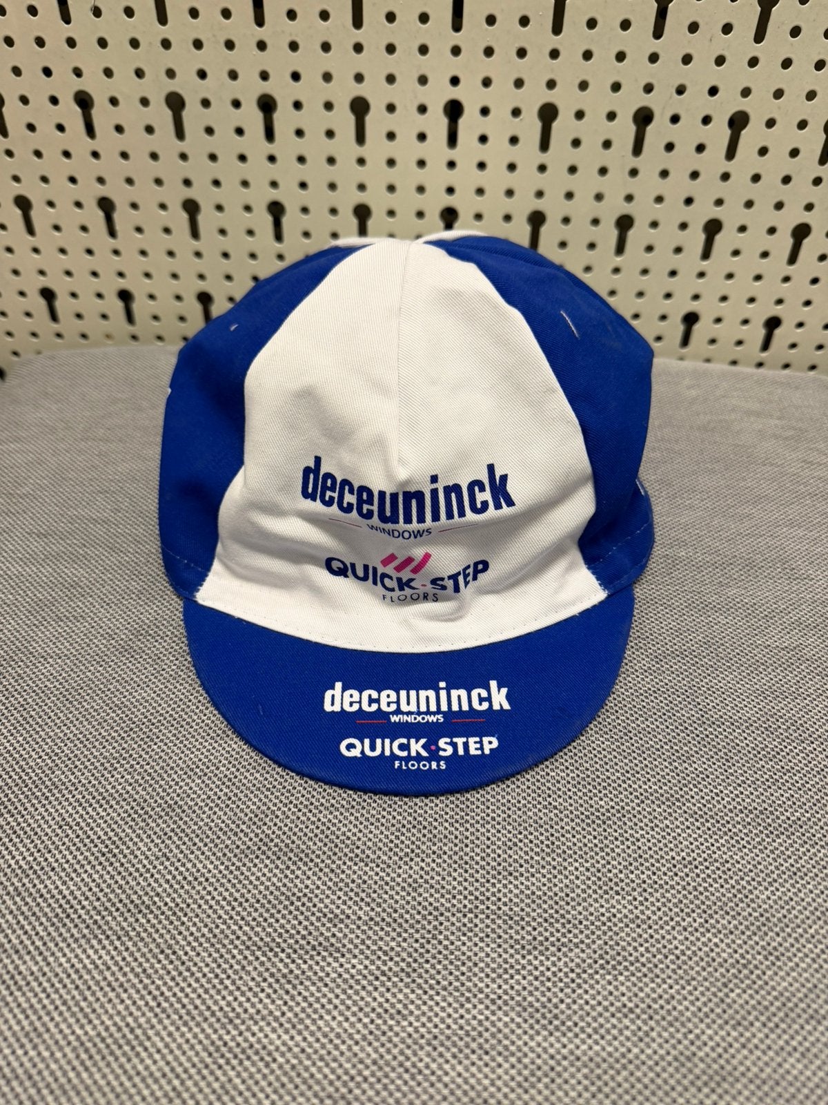 NIEUW partij Vermarcpetjes 50 stuks, Vêtements | Femmes, Chapeaux & Casquettes, Enlèvement, Neuf