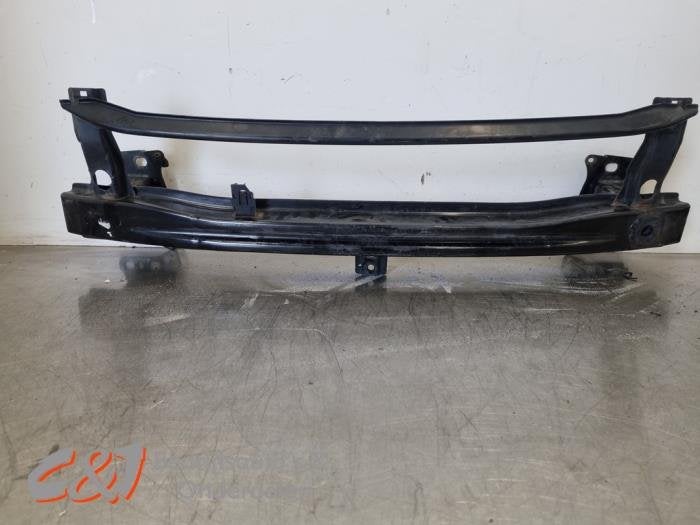 Cadre pare-chocs avant d'un Volkswagen Caddy, Volkswagen, -, 3 mois de garantie, Utilisé