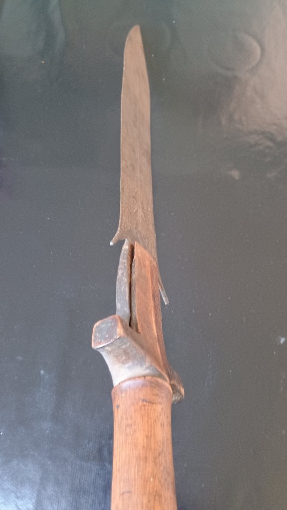 Epée de parade du XXème ( origine Gabon), Collections, Enlèvement