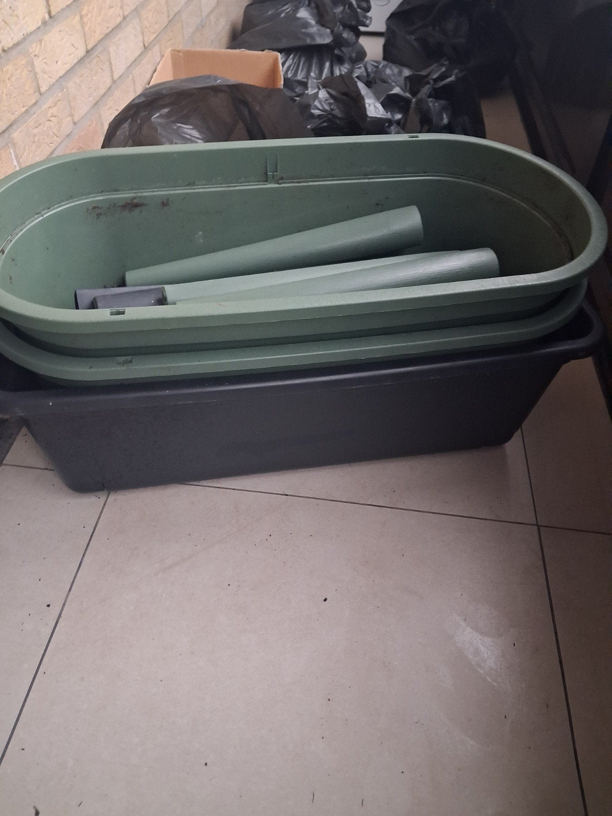 3 kweekbakken met deksel bij, Ophalen, Zo goed als nieuw, Kunststof, Balkon