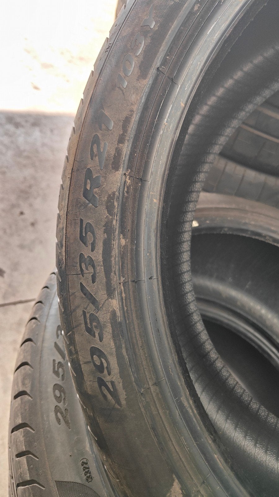 295/35r21 Pirelli 80€ per stuk met montage en balanceren, Ophalen of Verzenden