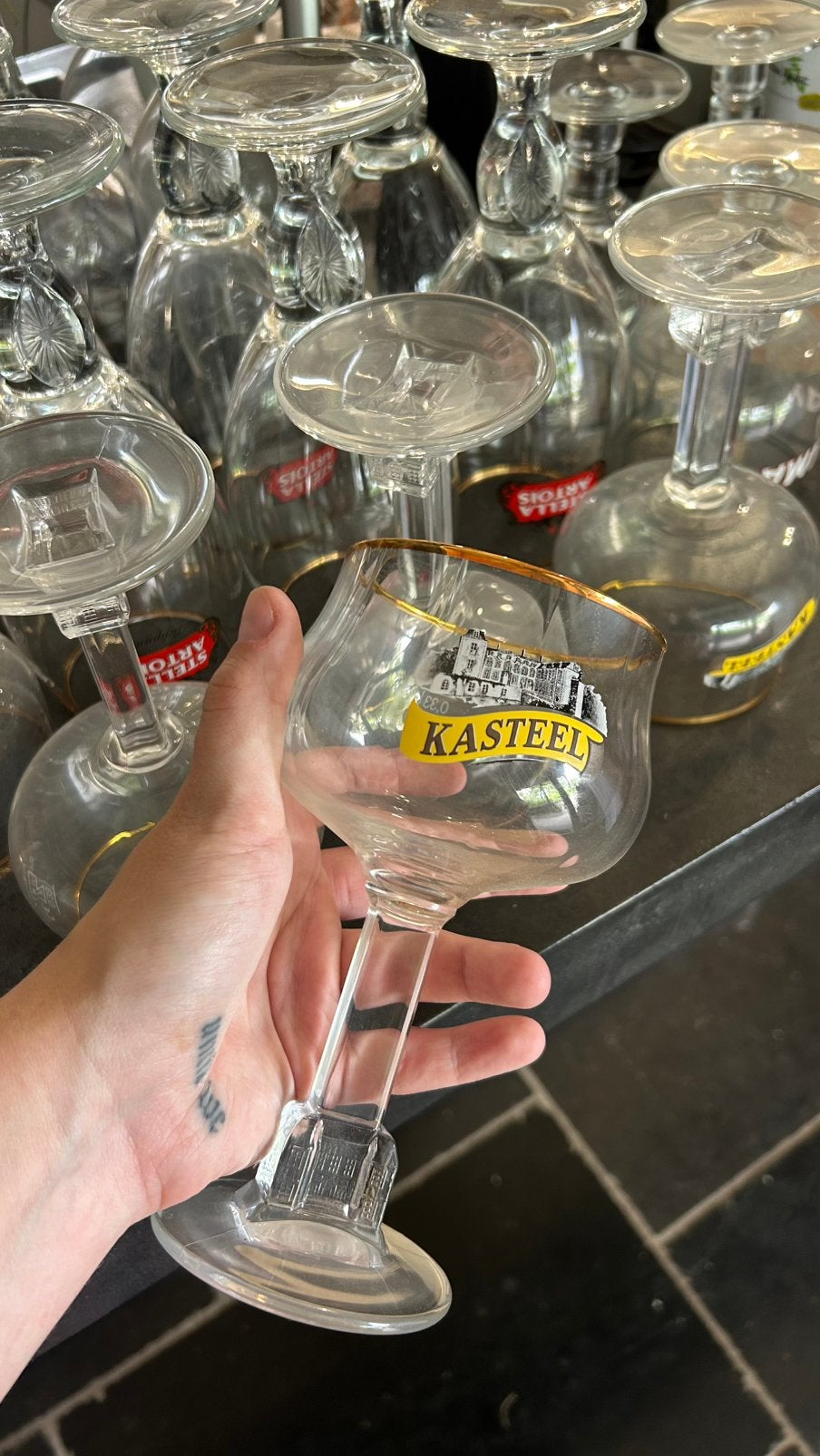 4 verres Kasteel, Collections, Enlèvement, Neuf, Verre à bière