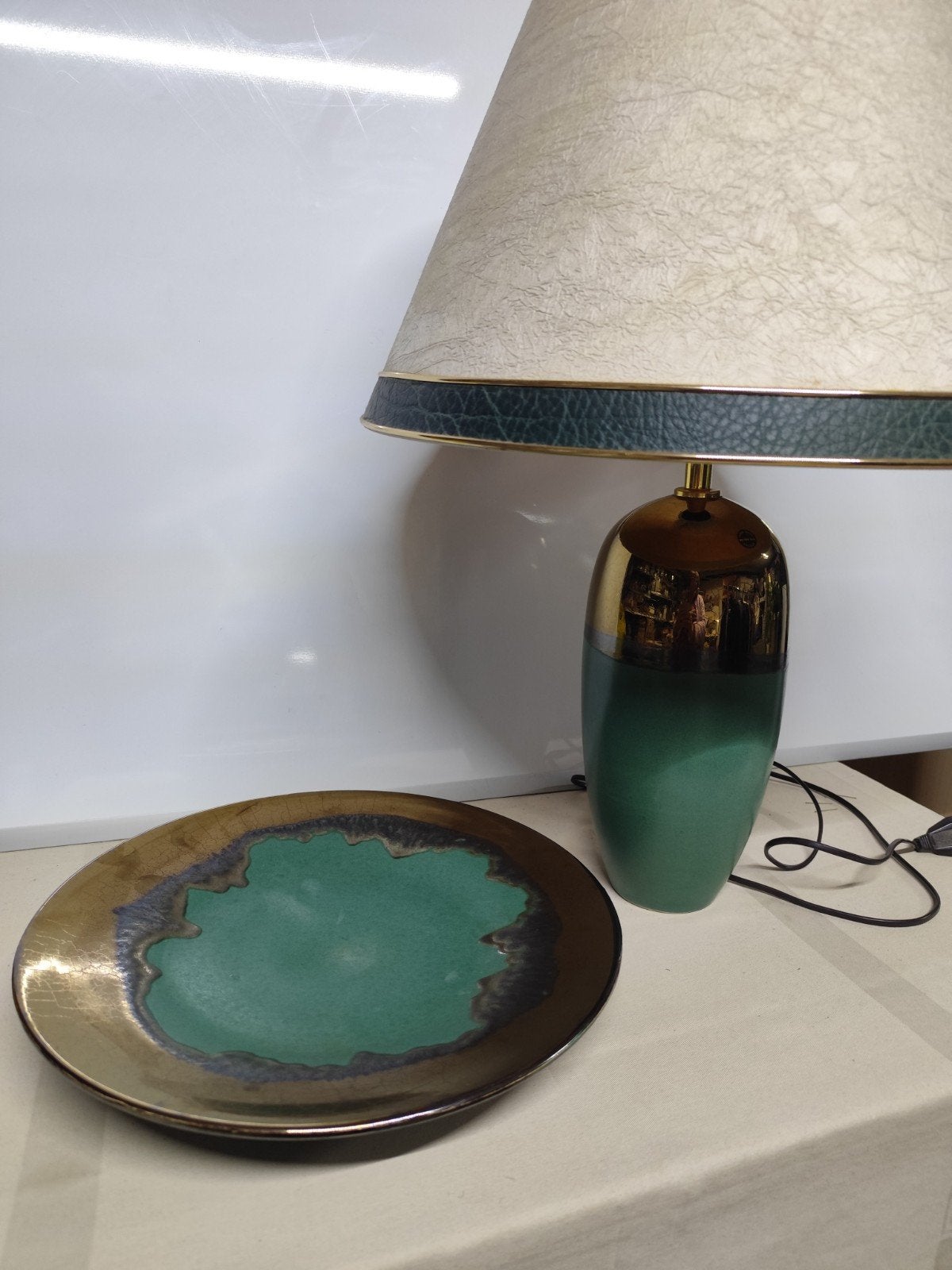 Hoge lamp van 65 cm hoog en schotel van 35 cm diameter., Ophalen