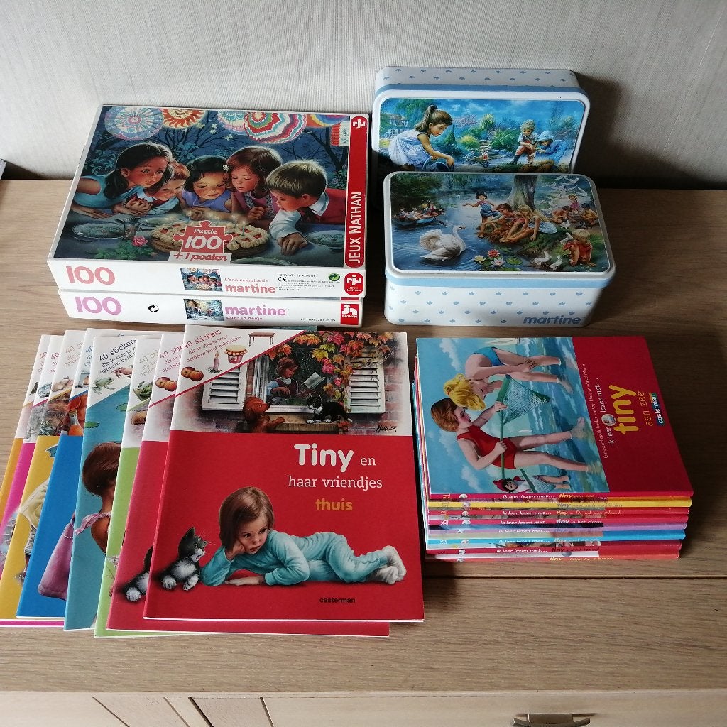 Mooie set van Tiny ( puzzels, lees ,sticker boekjes ), Ophalen, Gebruikt, Taal en Lezen