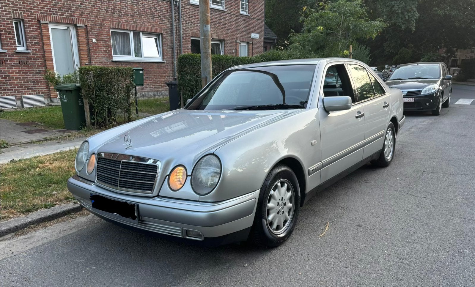 Mercedes Benz E230 1996 Avagarde Oldtimer, Autos, Achat, 110 kW, Entreprise, 5 portes