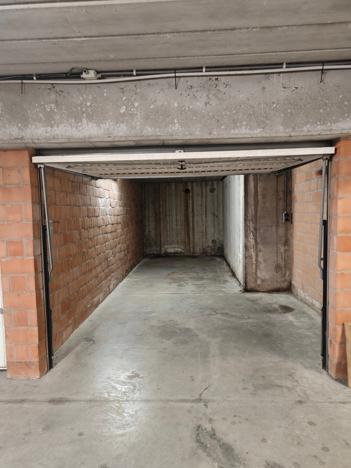 Garagebox Hoboken te huur, Immo, Garages en Parkeerplaatsen