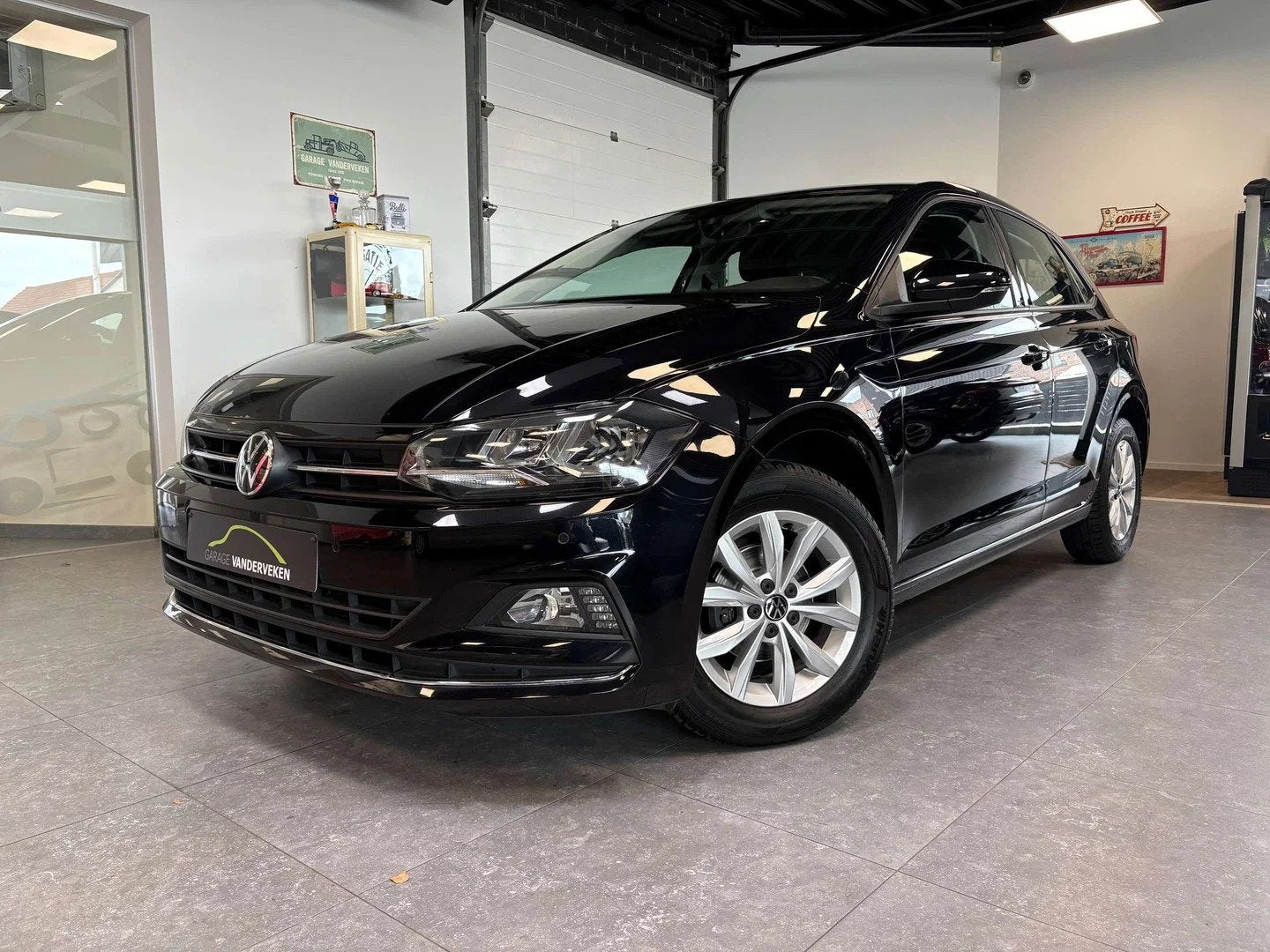 Volkswagen Polo Polo 1.0 TSI Life OPF DSG Life (bj 2021), Automaat, Gebruikt, 95 pk, Zwart