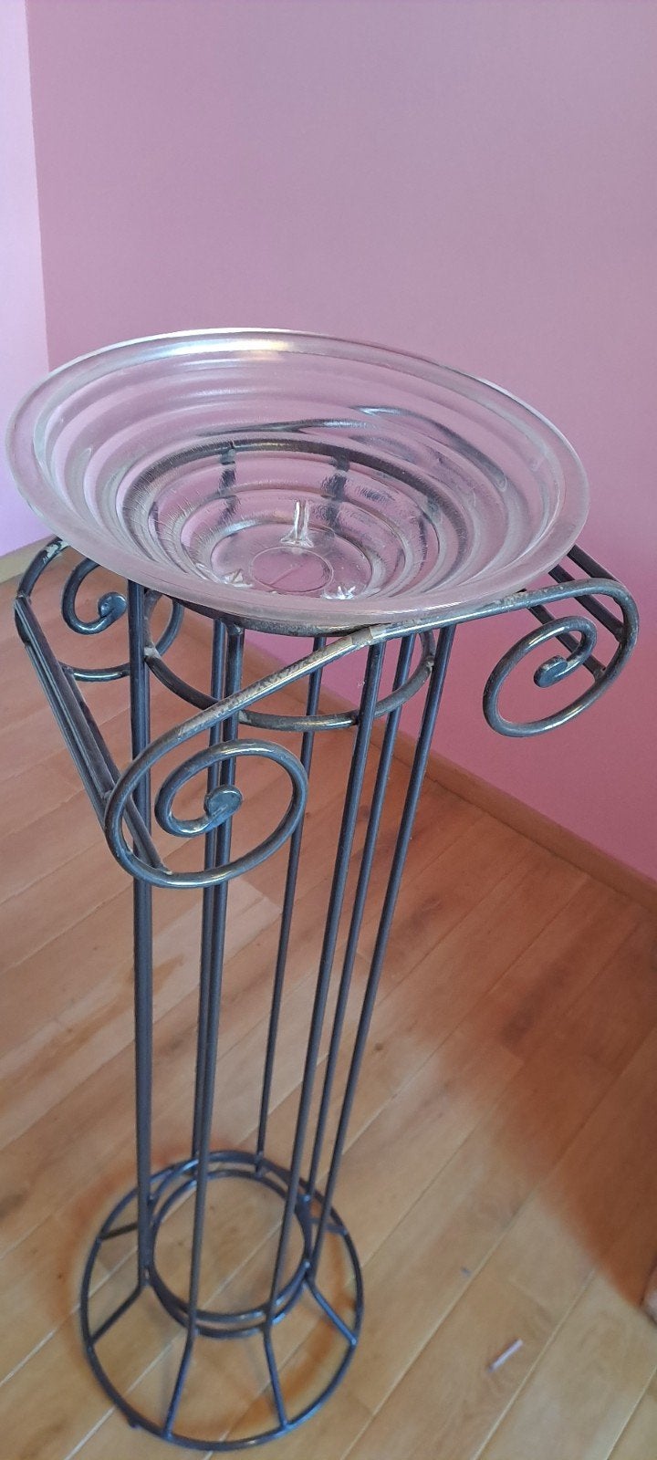 colonne en fer forgé, Enlèvement, Verre
