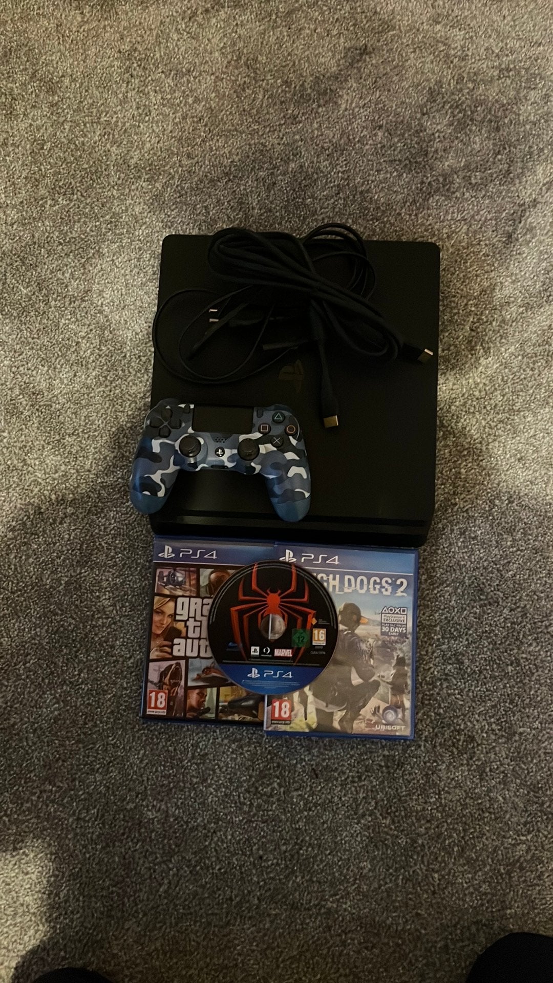 Ps4 Console + 1 controller + 2 games + stroom en hdmi kabel, Games en Spelcomputers, Ophalen, Met 1 controller, Slim, 500 GB