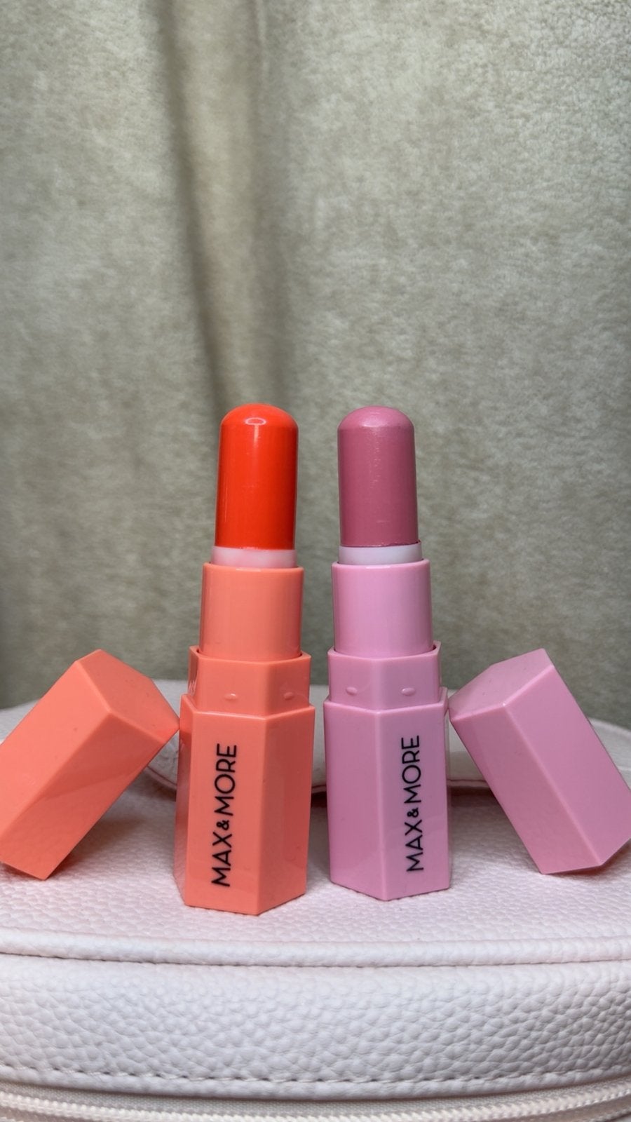 Lot de 2 blush en stick rose et pêche orangé, Wangen, Ophalen of Verzenden, Zo goed als nieuw, Make-up