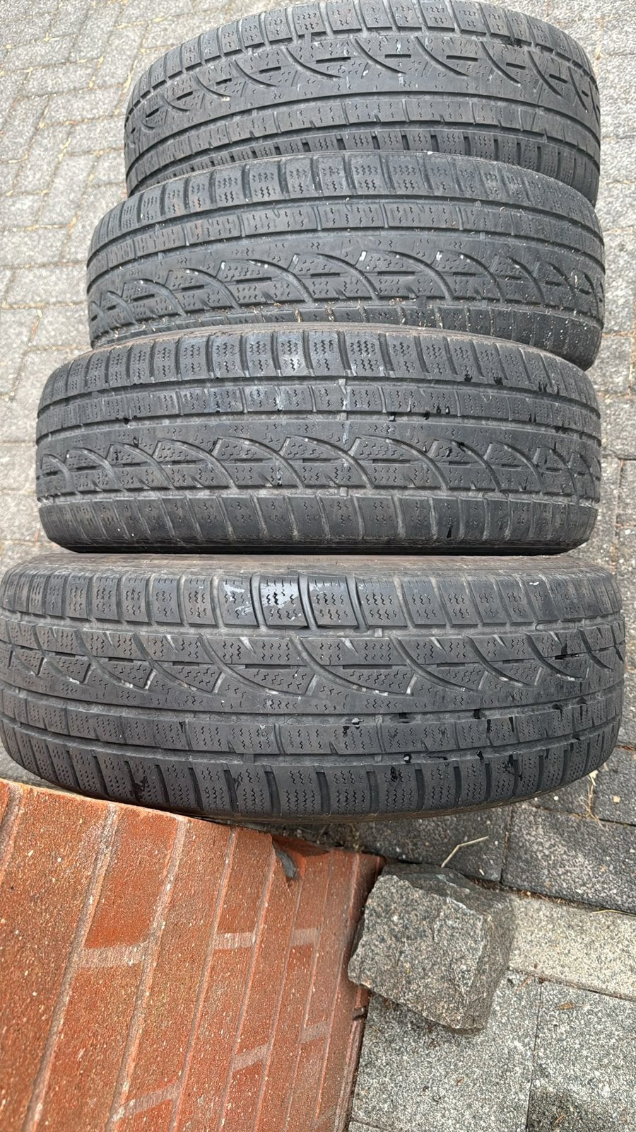 Hankook 4 winterbanden 215/65/16, Ophalen, Winterbanden