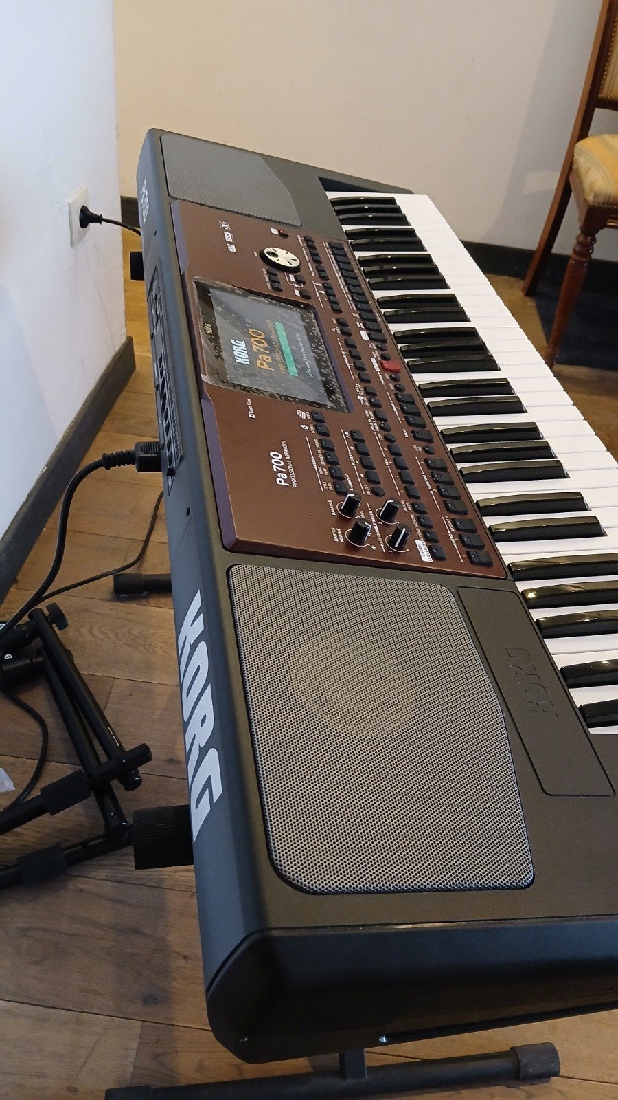 Korg pa700.        900 euro vaste prijs, Enlèvement ou Envoi, Korg