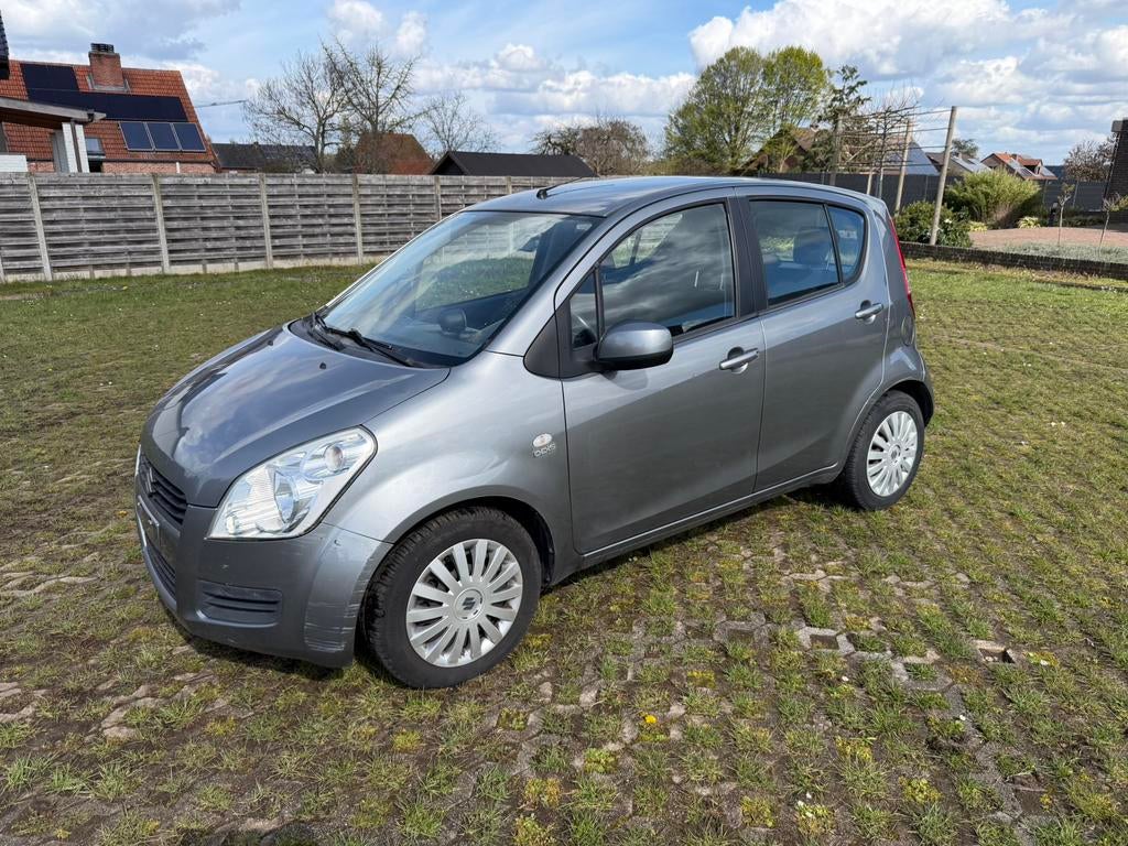 Suzuki splash 1.2 benzine 2010 155.00km met keuring airco, Auto's, Suzuki, Voorwielaandrijving, Stof, Zwart, Bedrijf