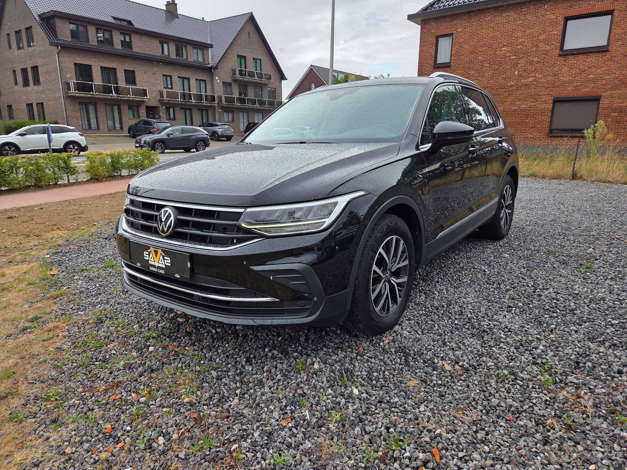 Volkswagen Tiguan Tiguan 2.0 TDI SCR Life Business DSG/ACC/v, Auto's, Automaat, Gebruikt, 4 cilinders, Zwart