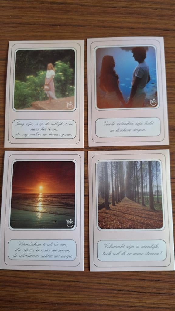 Set van 4 postkaarten met jong zijn en vrienden spreuken., Ophalen of Verzenden, 1960 tot 1980, Ongelopen, Overige thema's