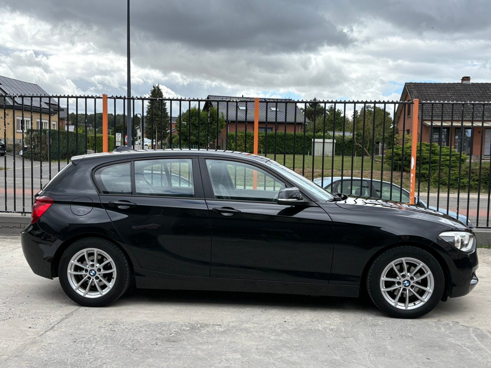 BMW 116D F20 BUSINESS 175 000KM CARPASS 2013 EURO 5, Autos, Cuir, Euro 5, Achat, Entreprise