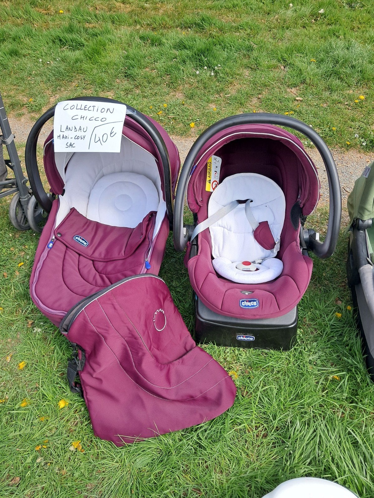 Landau et maxi-cosy CHICCO, Enlèvement ou Envoi