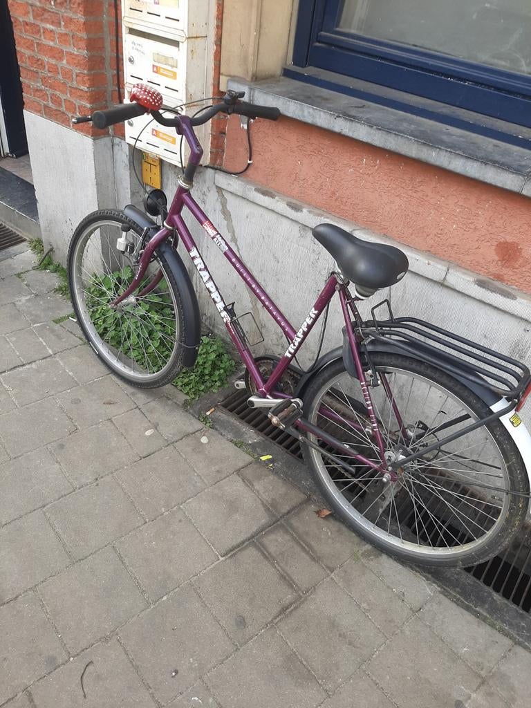 Damesfiets 26 inch met tas, Enlèvement ou Envoi