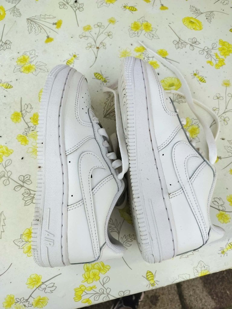 Baskets Nike Air Force One blanches pointure 34 état nickel, Sport en Fitness, Ophalen, Zo goed als nieuw, Schoenen