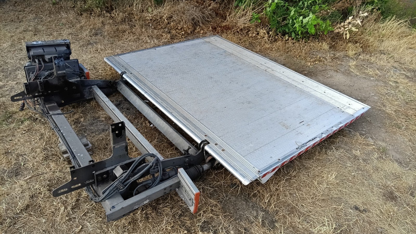 Hayon élévateur hydraulique 750kg Dhollandia, Auto-onderdelen, Ophalen, Gebruikt, Overige merken, Overige Auto-onderdelen