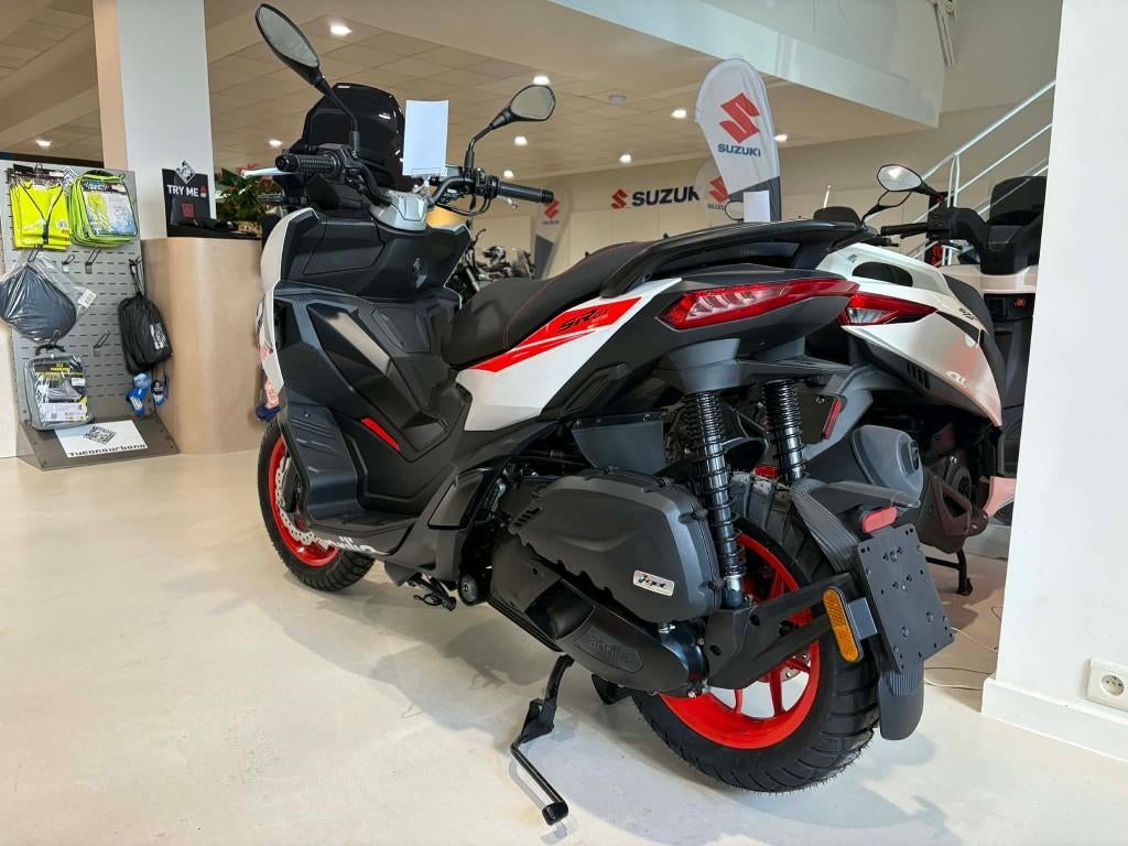 PROMOTIE Aprilia SR GT 125 €1000 KORTING!, Bedrijf, 125 cc, 11 kW of minder, 1 cilinder