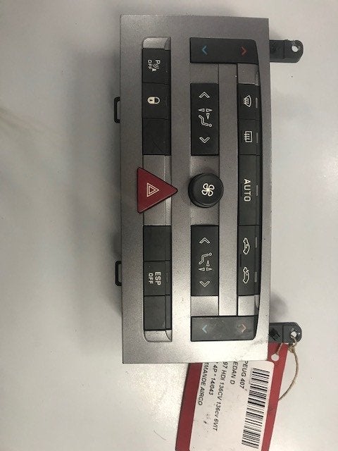 PANNEAU DE COMMANDE CLIMATISATION 407 (6D) (96573322XF02), Kontakt-peugeot@peugeot.com, Utilisé, Peugeot Deutschland GmbH, Bahnhofsplatz
65423  Rüsselsheim, DE