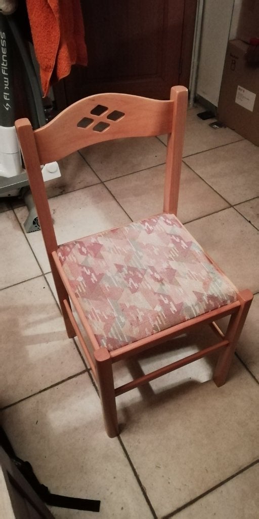 Stoelen 4 - massief hout, Huis en Inrichting, Ophalen, Hout