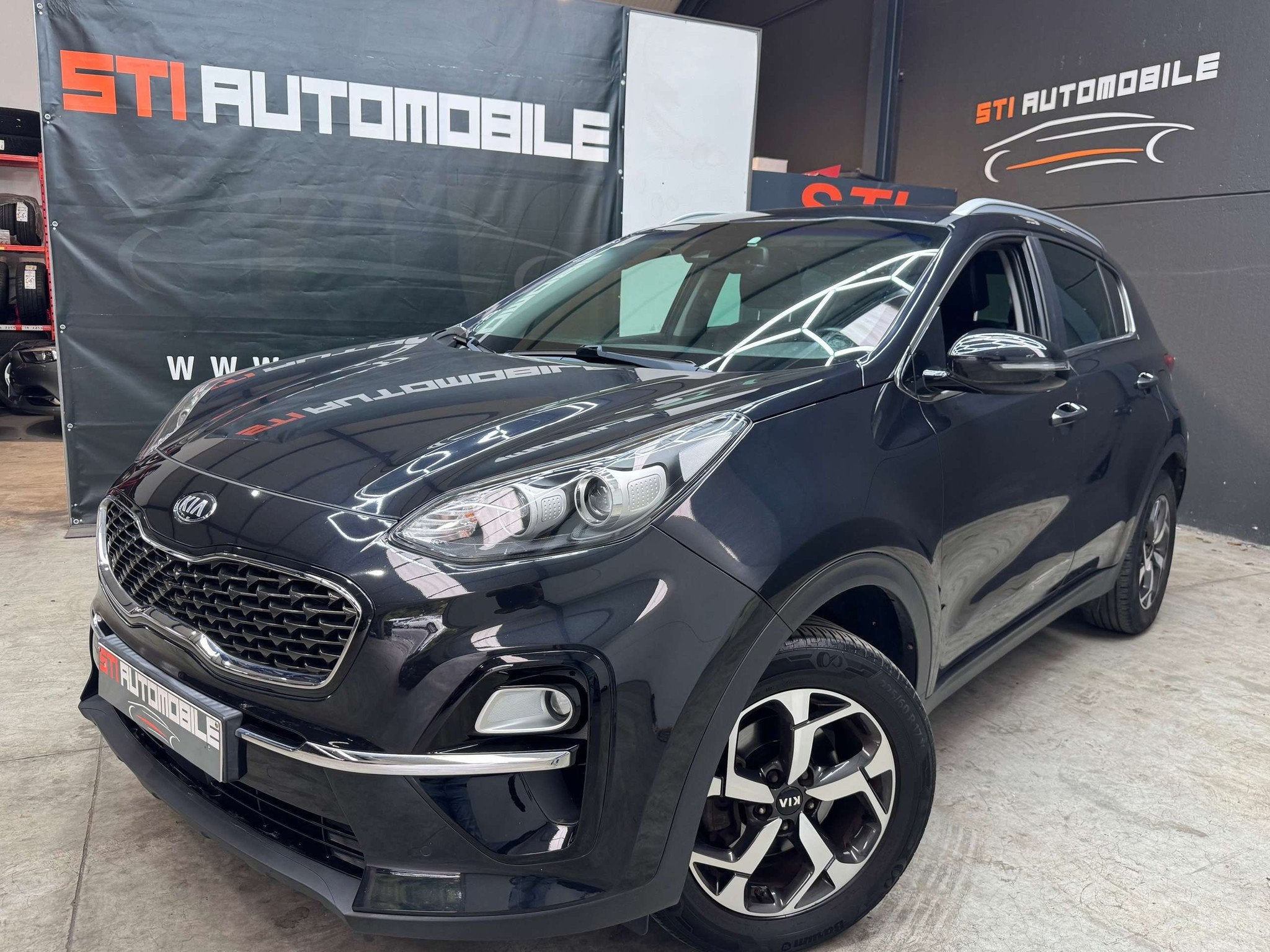 Kia Sportage *GARANTIE 12 MOIS* (bj 2019), Auto's, Kia, Gebruikt, 4 cilinders, https://public.car-pass.be/vhr/3e42895f-a300-4fb0-9b7c-188841ff72bf