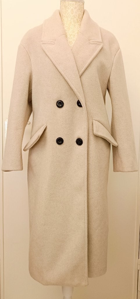 Bershka coat. Size XS/S, Beige, Zo goed als nieuw, Maat 36 (S), Bershka