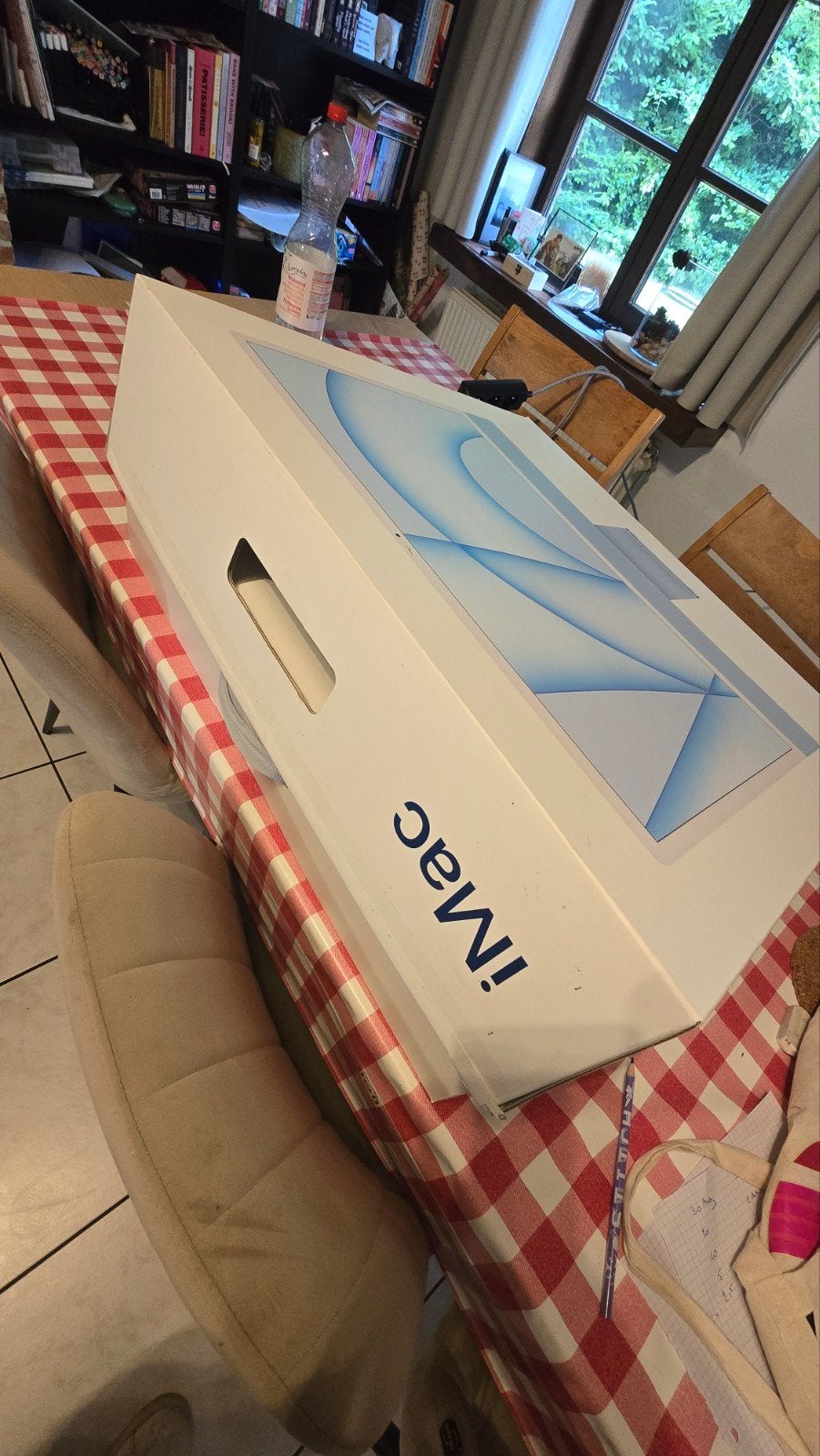 IMac Apple - 8gb geheugen + muis en toetsenbord, 256 GB, IMac, Comme neuf, Enlèvement