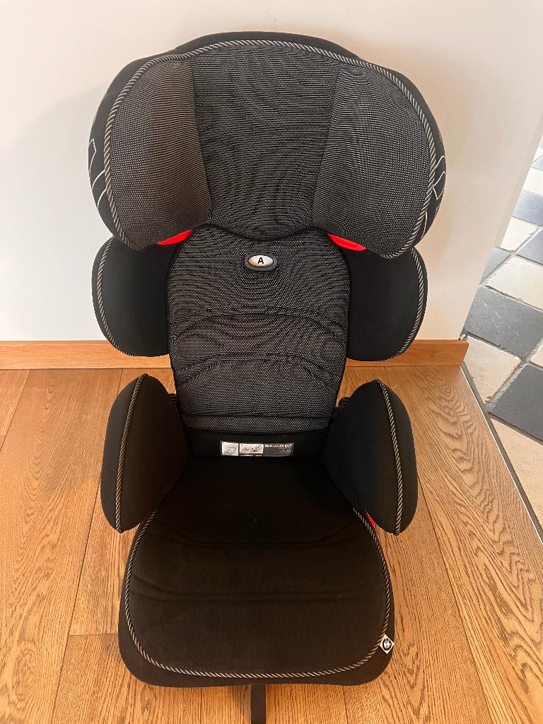 Autostoel, Kinderen en Baby's, 22 t/m 36 kg, Zo goed als nieuw, Isofix, Verstelbare rugleuning