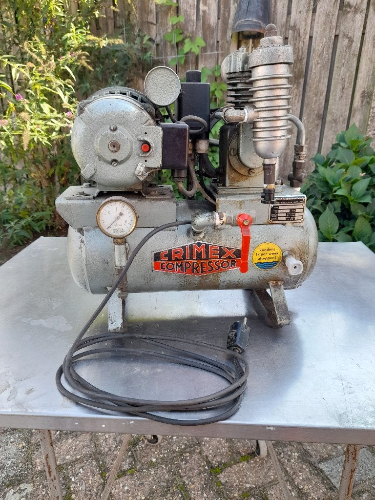 COMPRESSOR CRIMEX VAN FIRMA CREUSEN IN ROERMOND, Ophalen, Gebruikt, 6 tot 10 bar, Mobiel