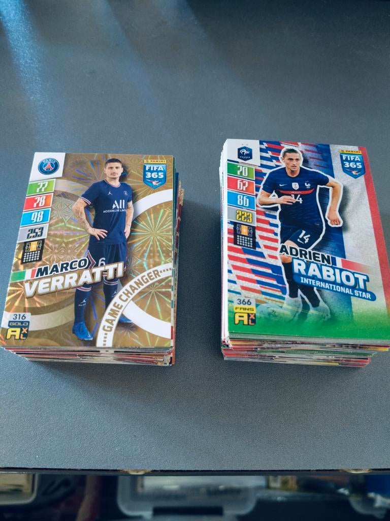 182 Panini kaarten FIFA 365 2022, Verzamelen, Ophalen of Verzenden