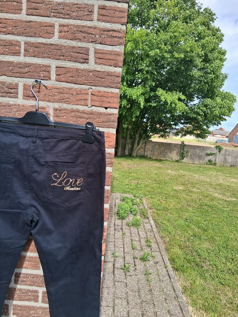 Dames jeans broek Love Moschino Mt33, Kleding | Dames, Broeken en Pantalons, Love Moschino, Zwart, Maat 42/44 (L), Nieuw