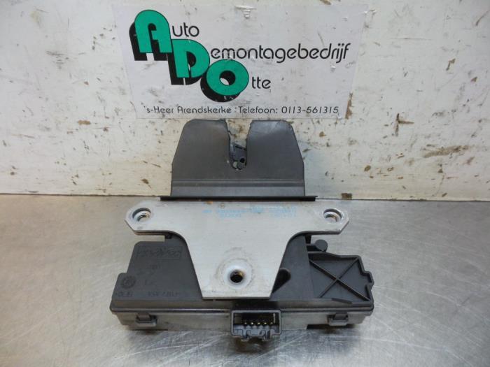 Mécanique de verrouillage hayon d'un Ford Mondeo (Mondeo 07, -, -, -, Enlèvement ou Envoi