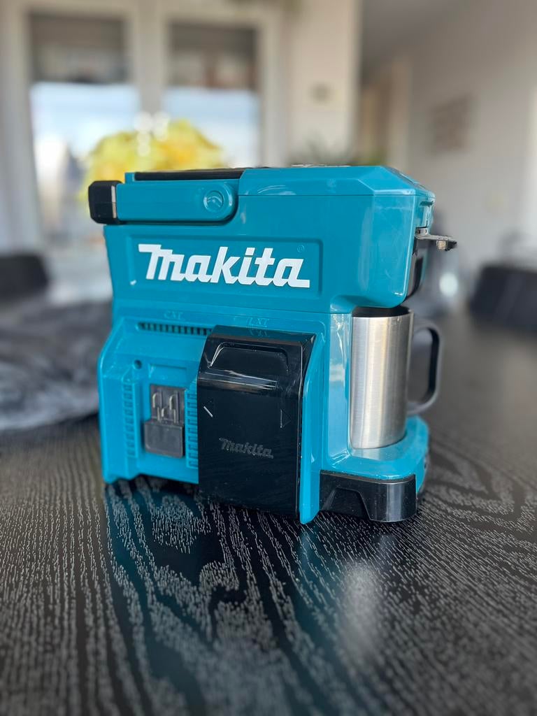 Makita koffiezet, Elektronische apparatuur, Ophalen, Nieuw, Koffiemachine
