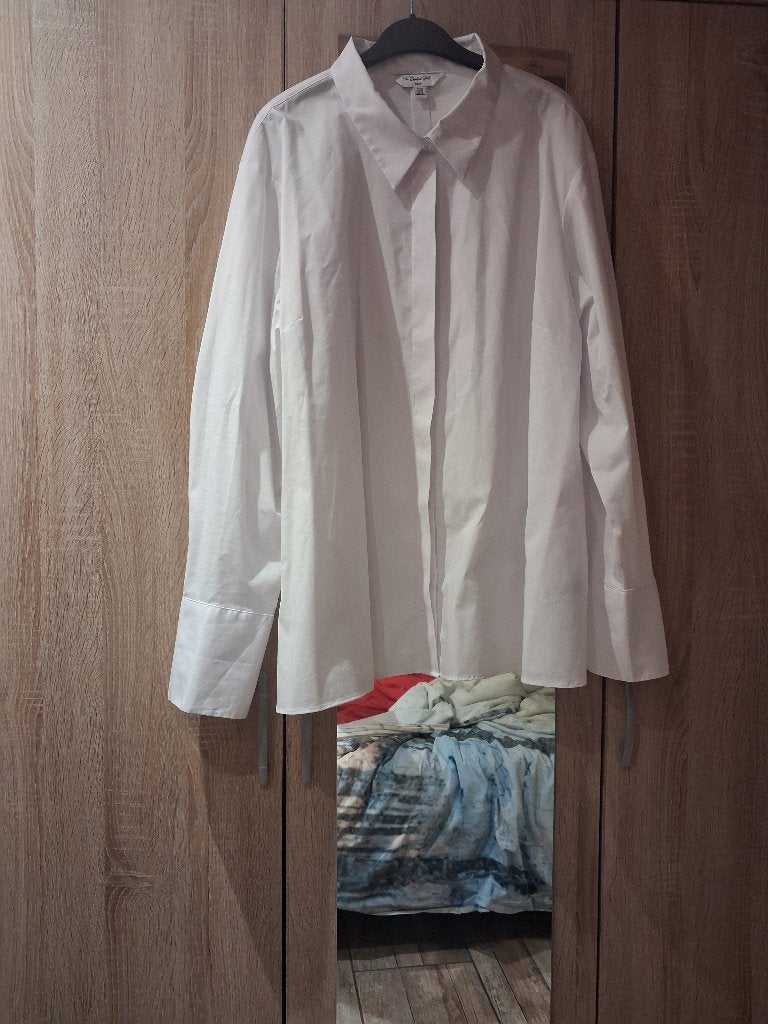 Chemisier blanc taille 52, The essential shirt, Taille 46/48 (XL) ou plus grande, Enlèvement, Porté