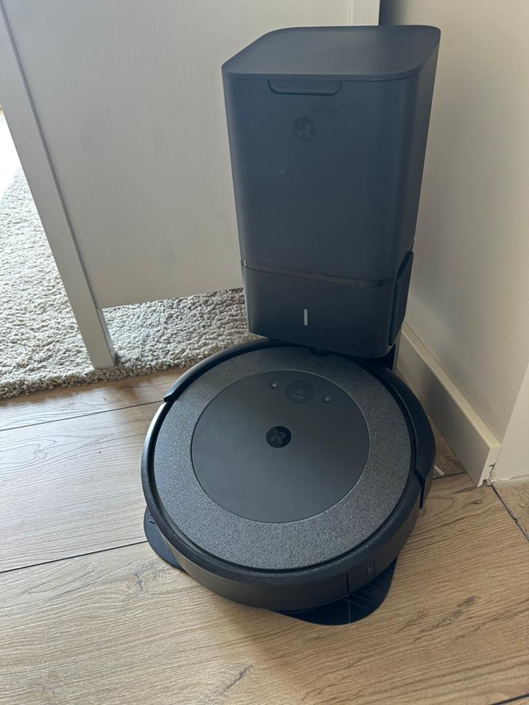 iRobot Roomba i3+ robotstofzuiger, Convient aux sols durs, IRobot, Comme neuf, Enlèvement