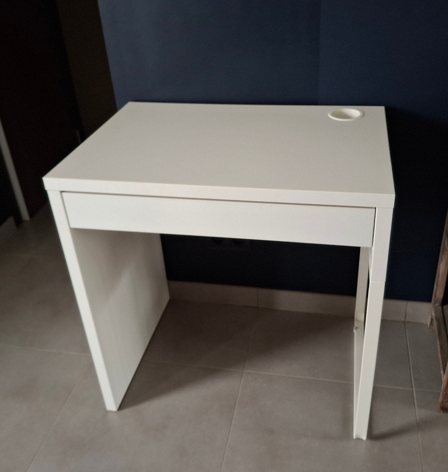 Bureau avec plateau coulissant, 50 cm, Comme neuf, Enlèvement, IKEA