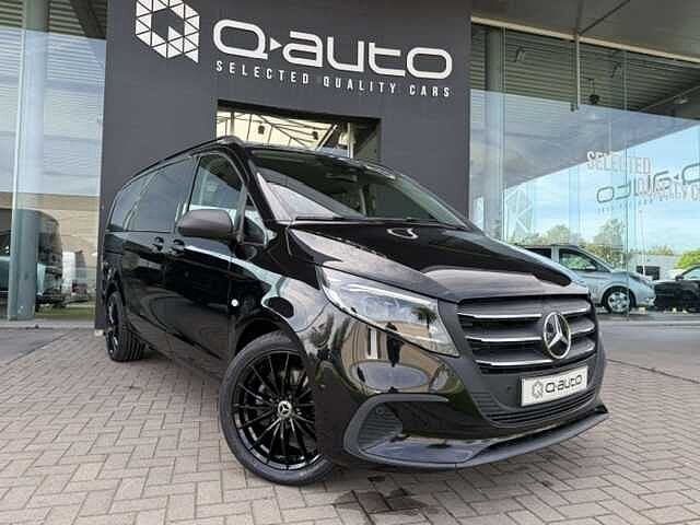 Mercedes-Benz Vito 116d L2 Dubbele Cabine Vele optie's /, Auto's, Automaat, Monovolume, Zwart, Adaptieve lichten